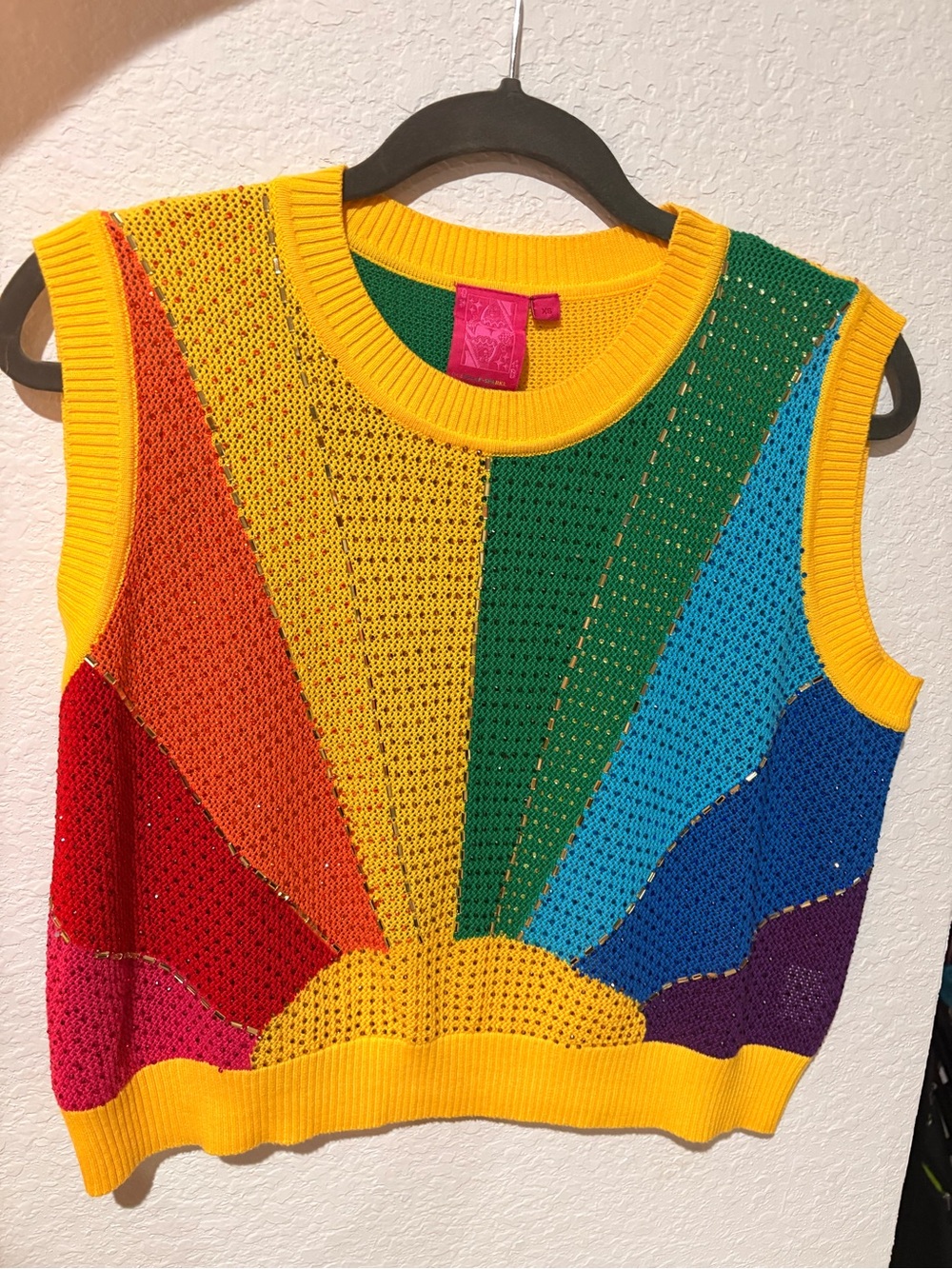 QUEEN OF SPARKLES PRIDE RAINBOW SEQUENCE Knit VEST Top